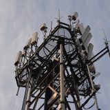 perbaikan sinyal telekomunikasi dan listrik